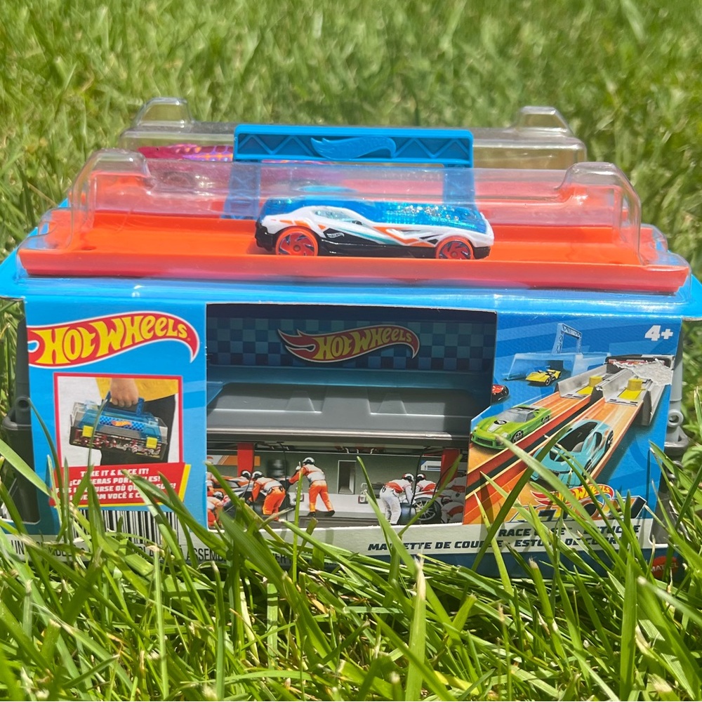 Hot Wheels Race Case